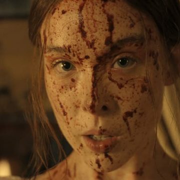 a9ca6643-7f88-4ad6-83e7-0e92f9a63c83 Ella Beatty dans la saison 4 de la série « Monstre », consacrée à Lizzie Borden