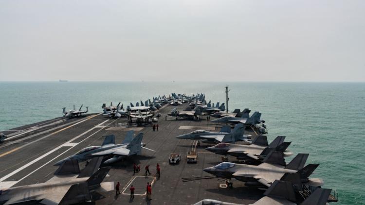 af020c93-e650-4782-b2a9-3d61eb9bb784 Le nouvel arrivé : USS George Washington au Moyen-Orient
