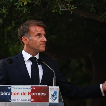 b3e95969-d9b5-4f16-9efb-5df01b57b969 Emmanuel Macron promet des aides équivalentes pour le Var après les incendies