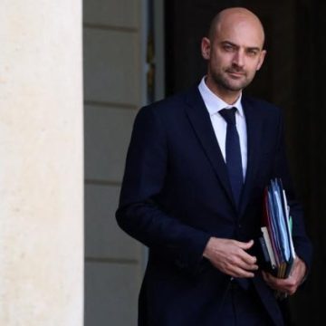 La France expulse deux diplomates iraniens en réponse à une agression