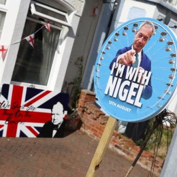 Une élection partielle provoquée par l&rsquo;affaire de don au Royaume-Uni