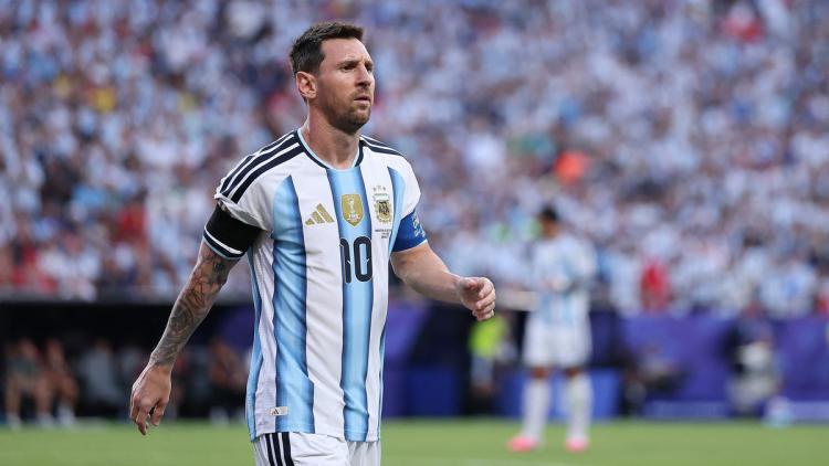 c19db2dc-744c-441c-a395-80029934537e Menaces lors de la Coupe du Monde 2026 : Lionel Messi et Cristiano Ronaldo ciblés