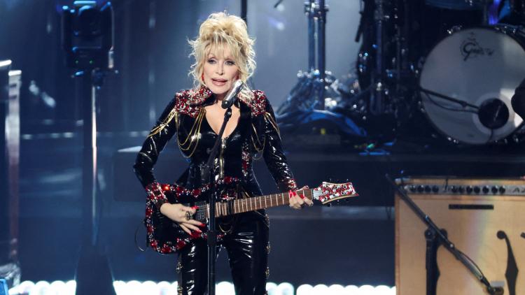 c3bc3034-b0ee-4dac-b800-6ee50e4a9cb3 Dolly Parton et sa chanson mystérieuse
