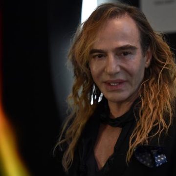 Annulation de l&rsquo;exposition dédiée à John Galliano au Met de New York
