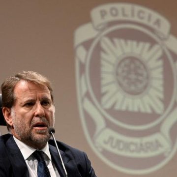 Controverses au Portugal : le ministre de l&rsquo;Intérieur et la culture du desenrascanço