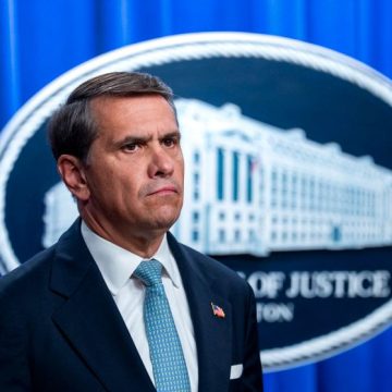 Le Sénat confirme Todd Blanche comme ministre de la Justice