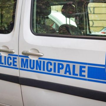 Confrontation violente à Avignon liée à un refus de cigarette