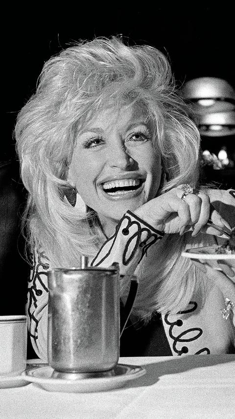 e1f9bf55-fbf6-42cb-ae14-b7b9c63fa6b1 Dolly Parton, une alliée de la communauté LGBTQ+