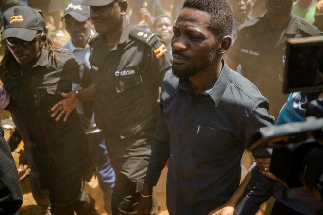 e67410d6-bf82-431c-b20c-8197c10a66e3 Bobi Wine, de chanteur à leader en exil
