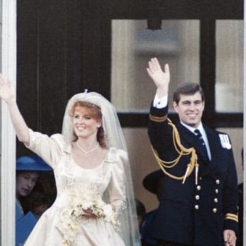 e8534ddb-c85e-4fd8-9dc5-5a4c53bcd44e Le mariage tumultueux de Sarah Ferguson et du prince Andrew