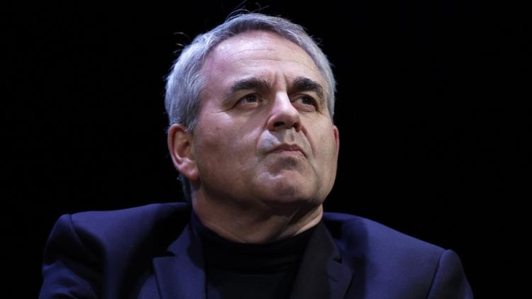 e8985fad-04da-4405-8c48-cd945d56bf57 Xavier Bertrand annonce sa candidature présidentielle et refuse une primaire