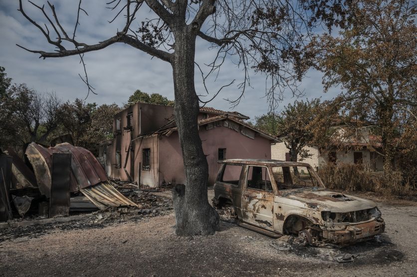 eb5704fc-198b-4cbd-b518-a88f4534fe37 Les incendies en France : renforts et défis persistants
