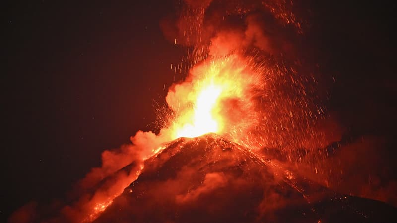 eb96e5d8-a09b-463d-b00b-1b021dafd674 Éruption du volcan Fuego au Guatemala: mesures de précaution
