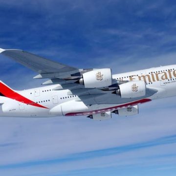 eeabf358-263e-4594-97b4-cf573f5cb99a Passagers bloqués dans un A380 Emirates en raison de conditions météorologiques et de pannes techniques