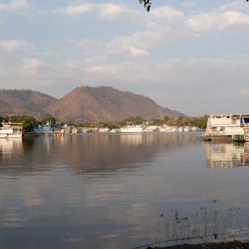 ef098435-29fd-4146-bb09-d201f9062479 Tragédie nautique sur le lac Kariba, Zimbabwe : Bilan et Opérations de Sauvetage