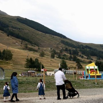 La coexistence délicate des communautés juives orthodoxes et des habitants des Alpes