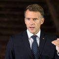 Emmanuel Macron Réaffirme son Soutien à l&rsquo;Ukraine Face aux Frappes Russes