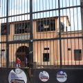 Deux réalisateurs français arrêtés au Togo : contexte et enjeux