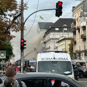 03fe7440-201a-418c-b1c1-580ffc6bc580 Des émissaires de Trump en mission pour la paix en Ukraine