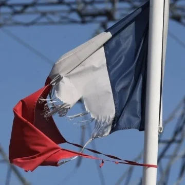 04981253-7481-4c4d-bb41-82e1ce1f6043 Une Réflexion sur l’Uniformité et la Division chez les Français