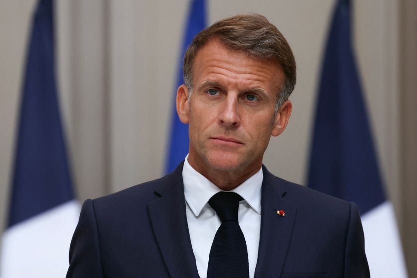 Macron meets French political leaders at Elysee Palace Emmanuel Macron n’assistera pas aux messes de Léon XIV en France