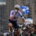 Brandon McNulty sacré champion du monde de cyclisme à Montréal