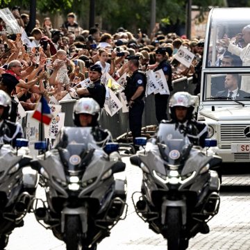 Clôture du Voyage de Léon XIV en France: Metz, Dernière Étape