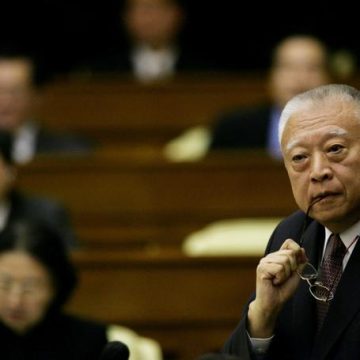 2b03ef8c-c676-49ff-b4ed-c6b4d204d01d Décès de Tung Chee-hwa, Premier Dirigeant de Hongkong Après la Rétrocession