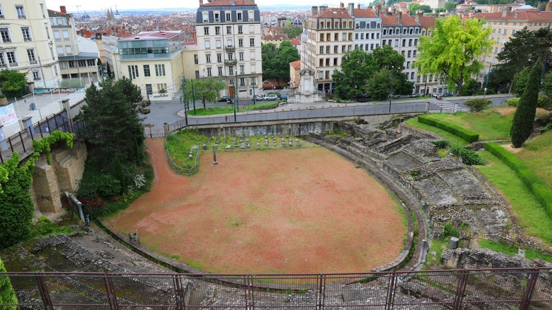 2cf2bd64-b0e9-41bb-a2bb-8480644d41f0 Découvertes Archéologiques à Lyon : Vestiges de Lugdunum