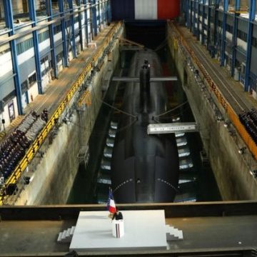 La Finlande adopte la proposition de dissuasion nucléaire avancée de Macron