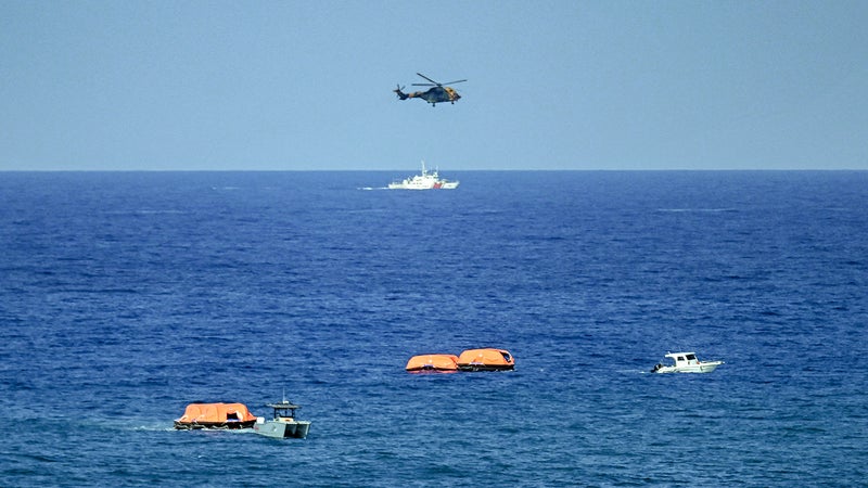 3989b003-b138-415e-a256-b90d9b634d23 Opération de recherche après le naufrage d’un ferry au large de Chypre
