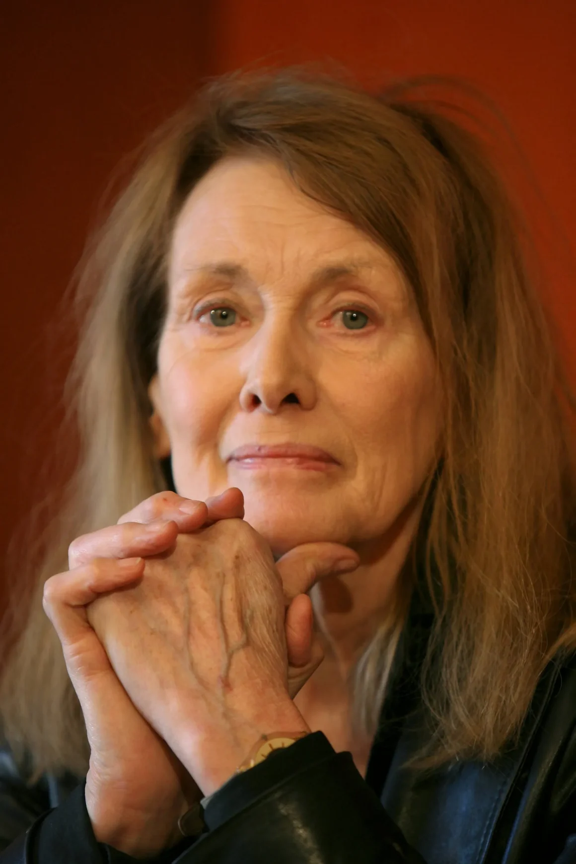 Annie Ernaux en lumière : réflexions sur son œuvre et son époque