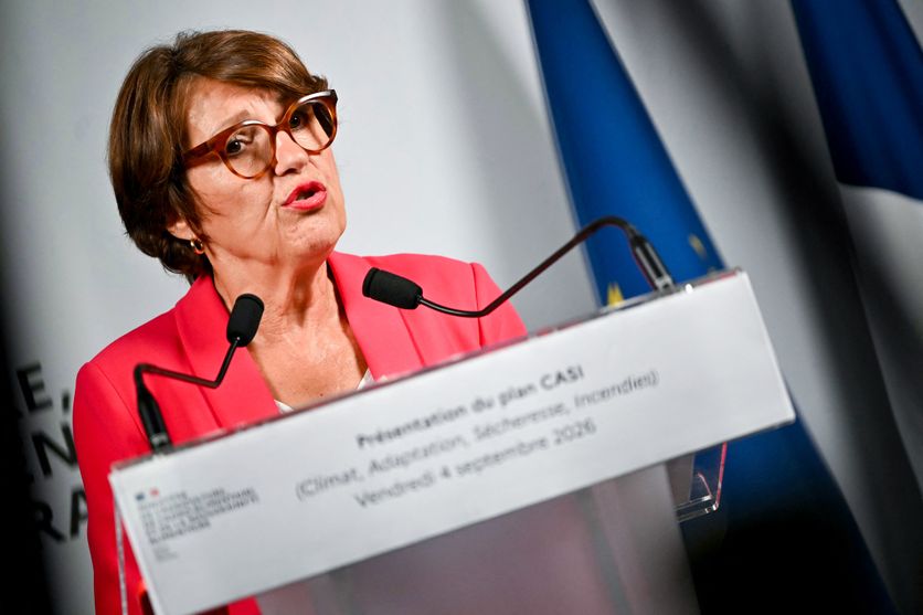 FRANCE-POLITICS-AGRICULTURE-ENVIRONMENT-CLIMATE-HEATWAVE-DROUGHT La ministre de l’agriculture et son plan d’urgence face aux défis climatiques