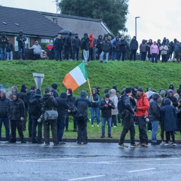 Le retour controversé de la marche orangiste en Irlande du Nord
