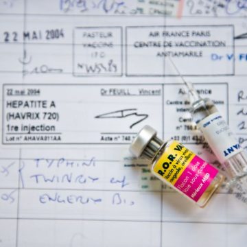 Vaccin Le Retard de la France dans le Déploiement du Carnet de Vaccination Électronique