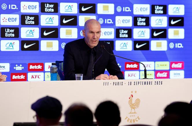 5f935555-4fdd-4ec1-979e-26fdaa275af2 Zinédine Zidane : Un Nouveau Départ à la Tête de l’Équipe de France