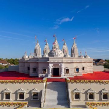 Inauguration controversée du temple hindou à Bussy-Saint-Georges