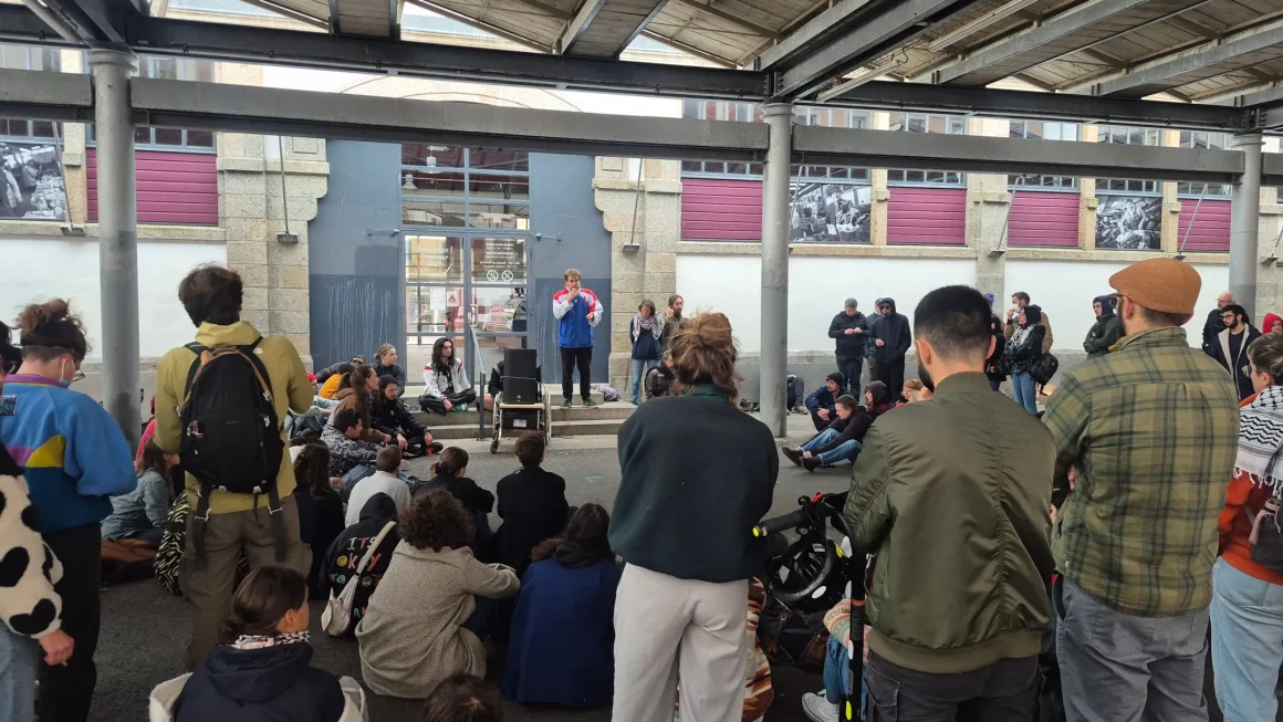 L&rsquo;influence et la menace des militants d&rsquo;ultra-droite en France