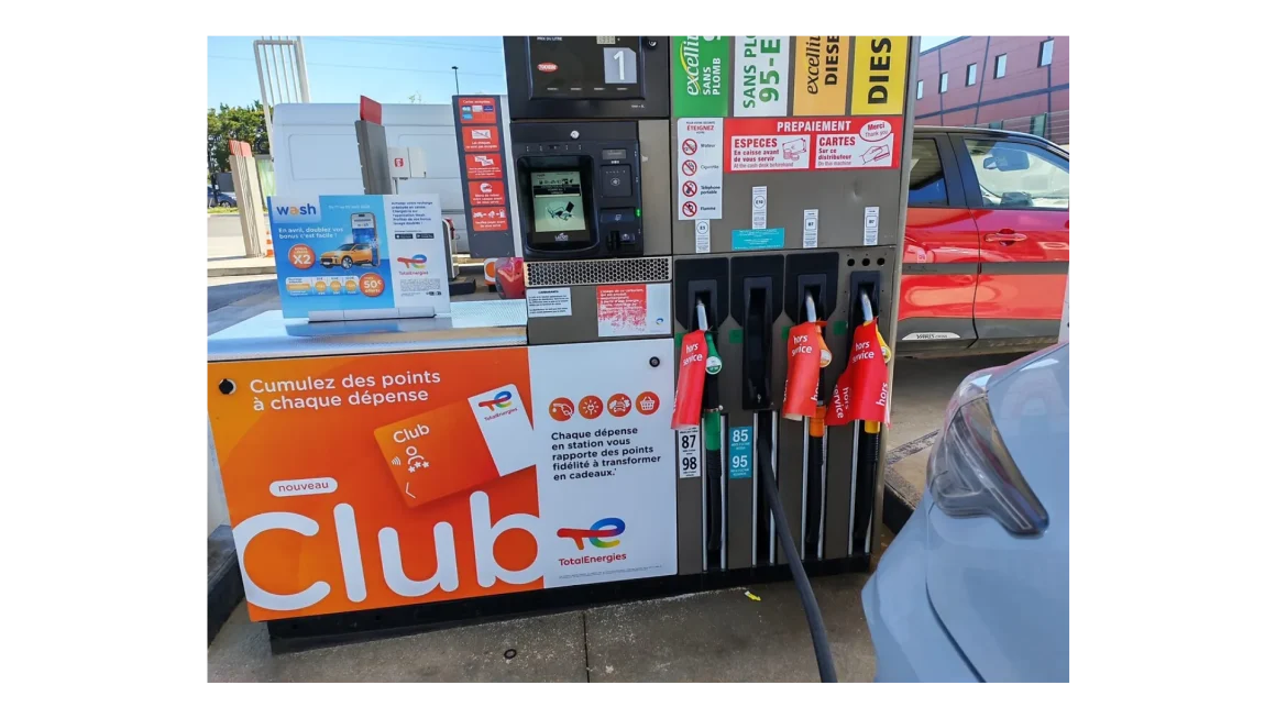 Le gouvernement annonce de nouvelles aides face à la hausse des prix du carburant