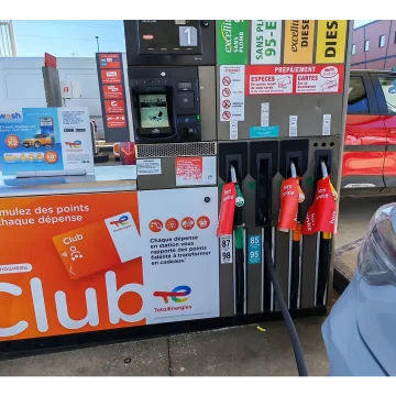 6a02ad22-760f-4b18-8953-08ae6e05dc2b Le gouvernement annonce de nouvelles aides face à la hausse des prix du carburant