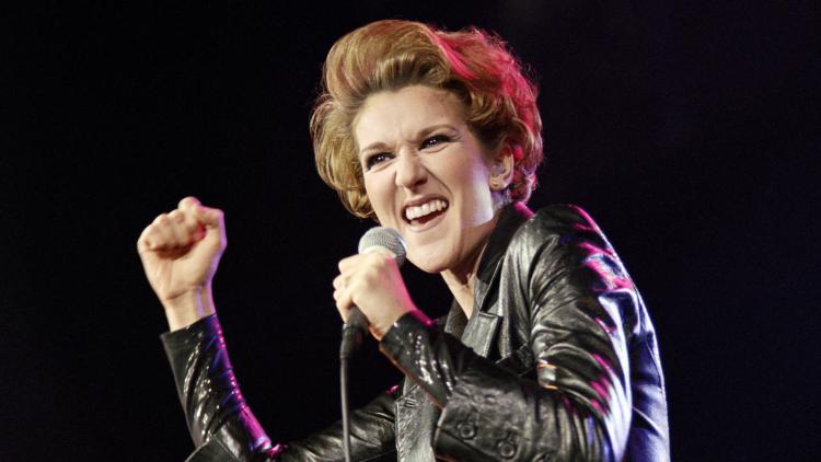 6c2bca0a-7169-4388-8adf-9c3f7280a8d7 Céline Dion enflamme la scène française