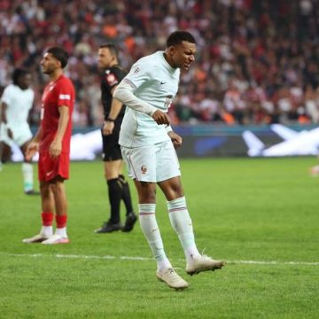 Kylian Mbappé blessé lors d&rsquo;un match en Turquie