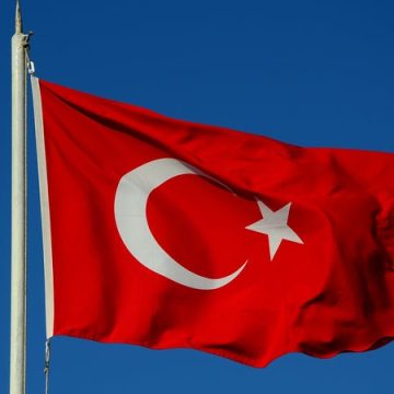 Tirs devant une école en Turquie : huit blessés