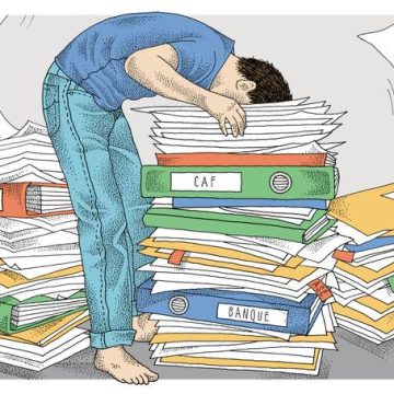 La bataille administrative des jeunes face à la complexité des démarches