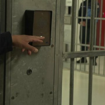 Les Conditions D&rsquo;incarcération Des Adolescents En France: Une Situation Alarmante