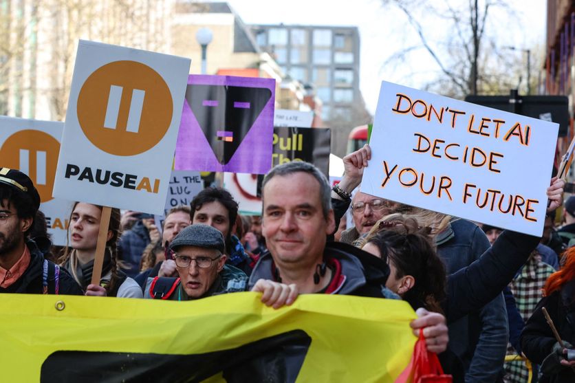 Pull The Plug March Against AI - London La régulation de l’IA en débat après des incidents de cybersécurité