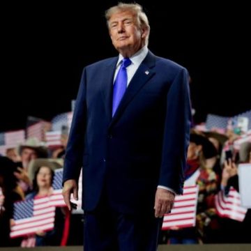 Promesse inédite de Donald Trump lors d&rsquo;une convention républicaine avant les élections de mi-mandat