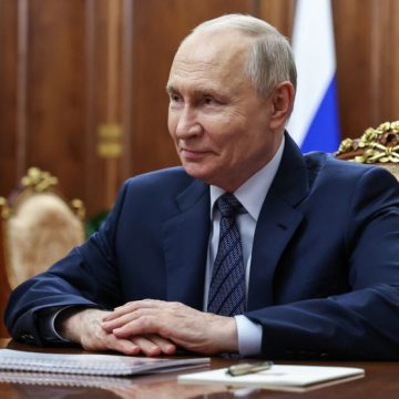 Vladimir Poutine renforce son pouvoir après les élections législatives
