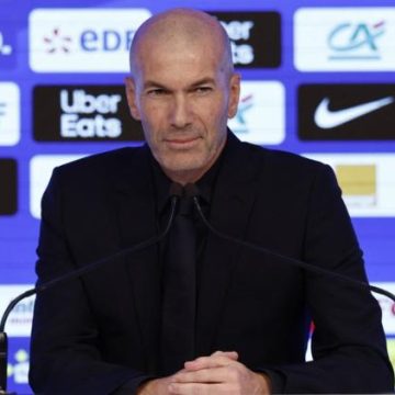 7c717358-074f-4511-9c87-3c21a87ac302 Zinédine Zidane devient sélectionneur de l’équipe de France