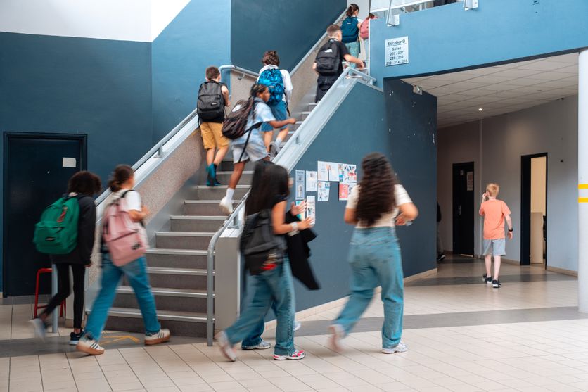 FRANCE - EDUCATION - MIDDLE SCHOOL - BACK TO SCHOOL IN TOULOUSE 2025 L’amélioration de l’excellence scolaire face aux défis linguistiques